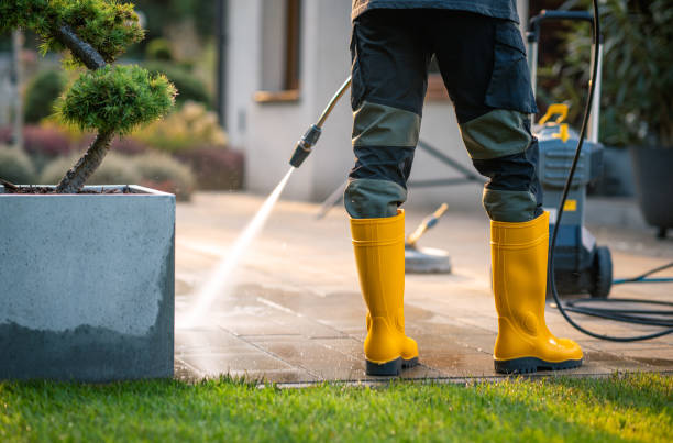 Why Choose Our Certified Pressure Washing Experts for Your Project Needs in Fairmead, CA?